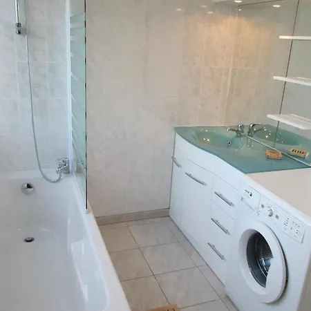 Sandre, Fish And Dom wakacyjny *