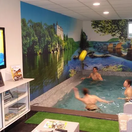 Sandre, Fish And Dom wakacyjny