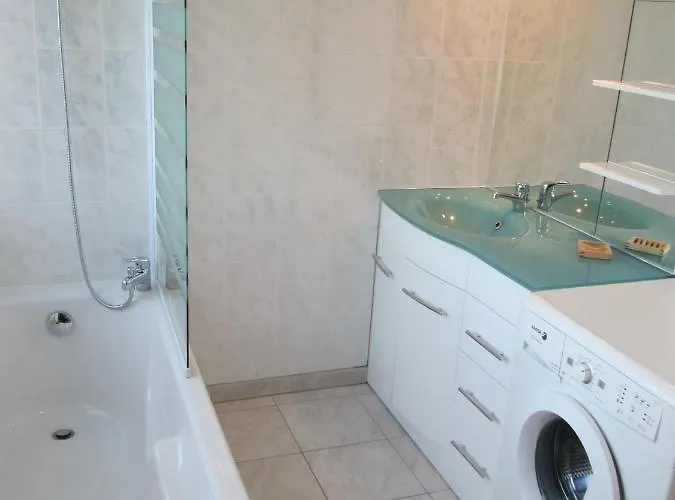 Sandre, Fish And 別荘 *